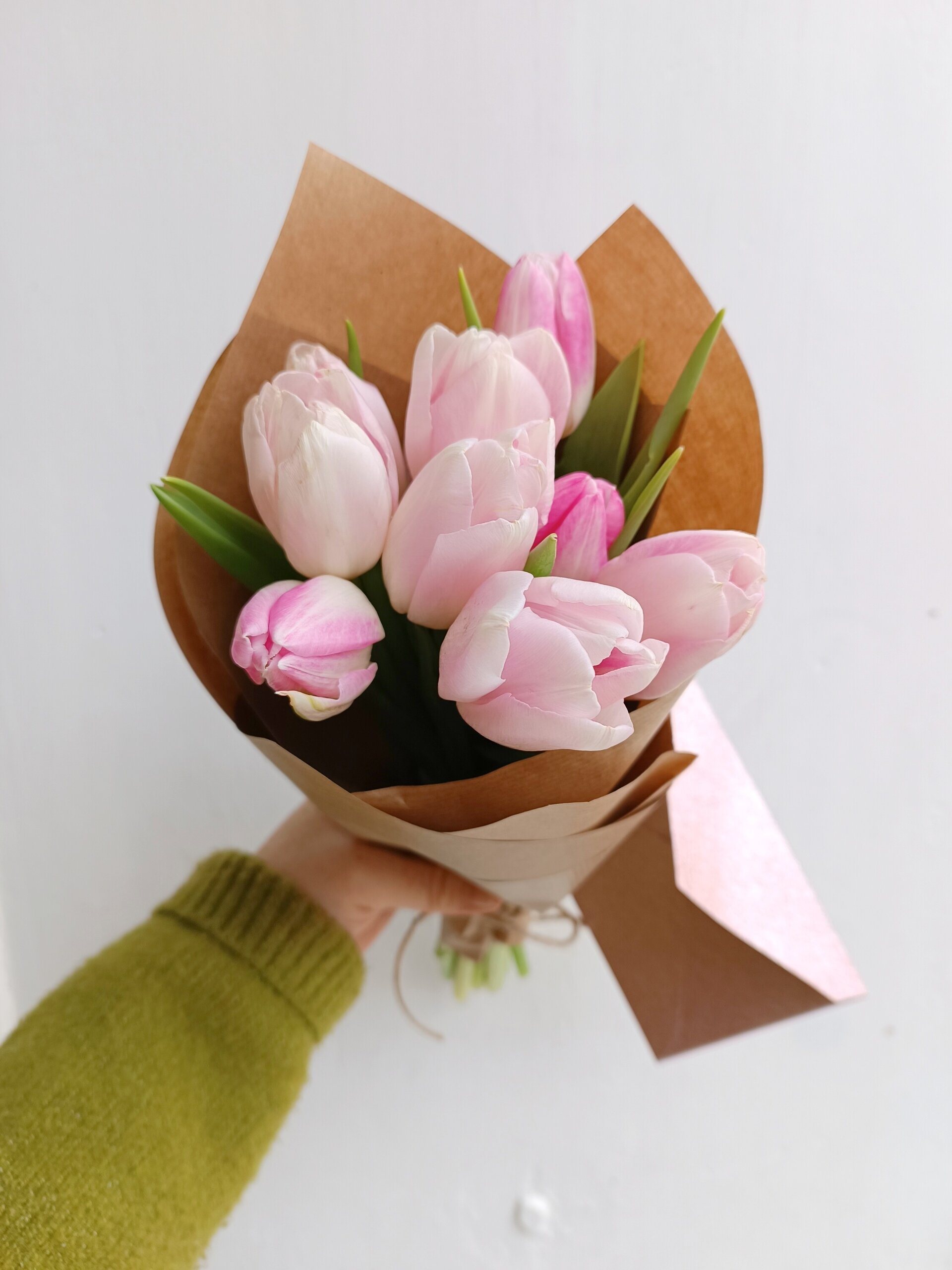 Ramo de 10 tulipanes pastel - 2