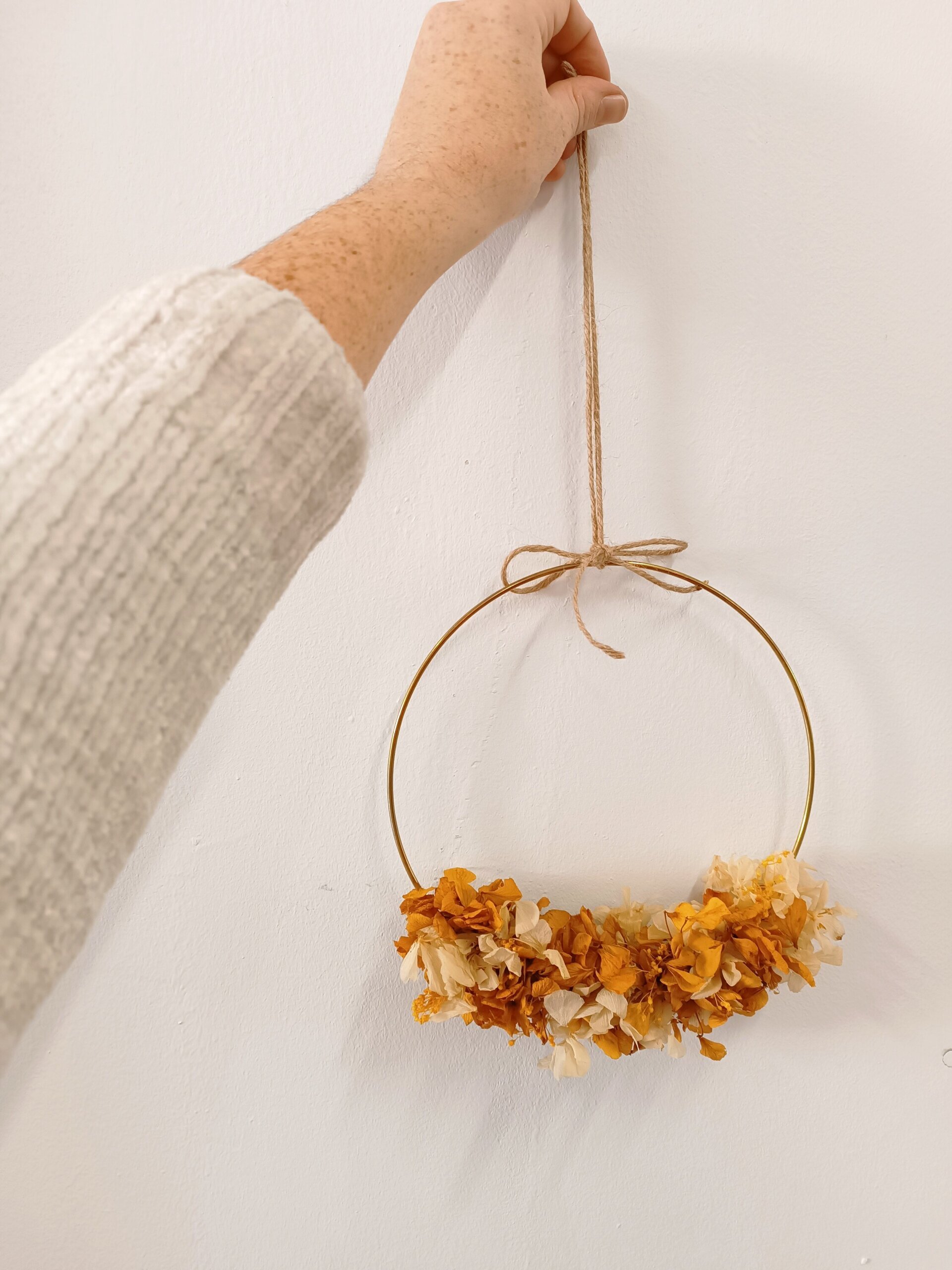 Corona de flores preservadas Dora - 1