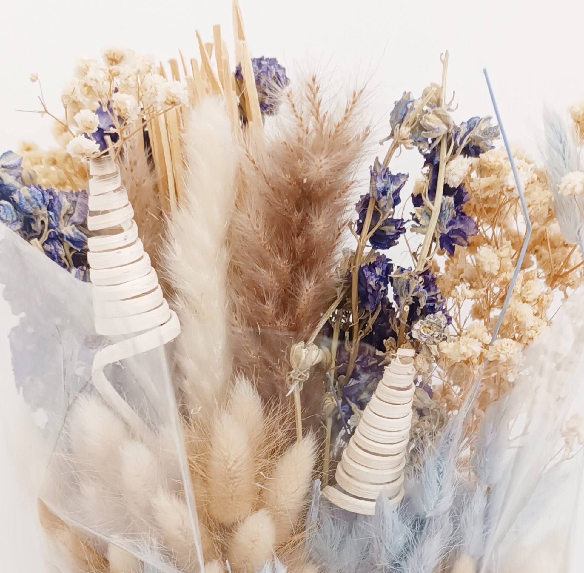 Ramo de flor seca beige y azul - 2