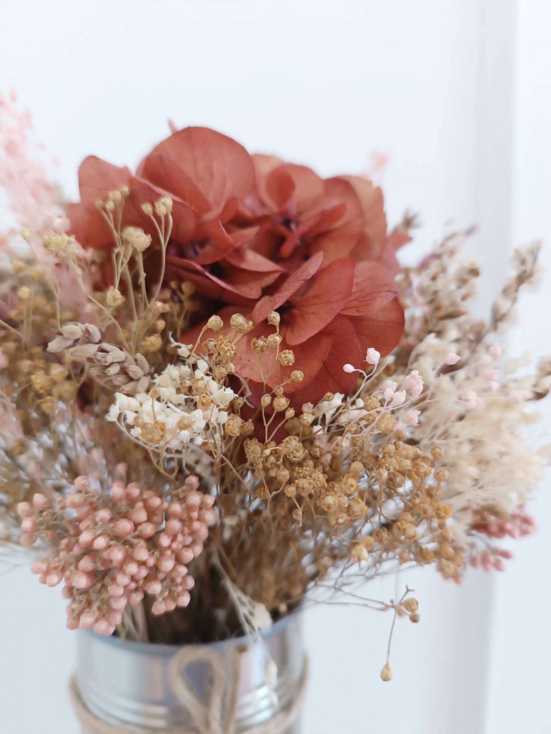 Lata de flores preservadas marrón - 4